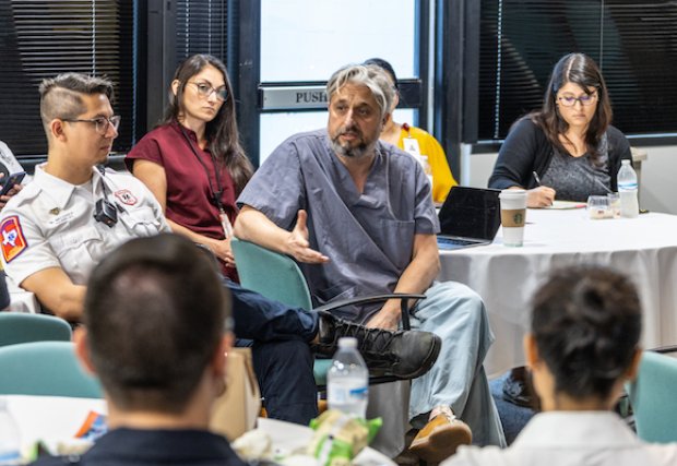 El Sistema de Salud del Sur de Texas Brinda Educación sobre Respuesta al Accidente Cerebrovascular al Personal Local de EMS