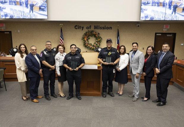 Group photo of hometown hero award presentation