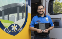 El Sistema de Salud del Sur de Texas reconoce al paramédico de EMS de la ciudad de Pharr con el premio Hometown Heroes